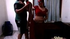 Cuplu indian Shilpa Bhabhi și Raghav sex dur de casă