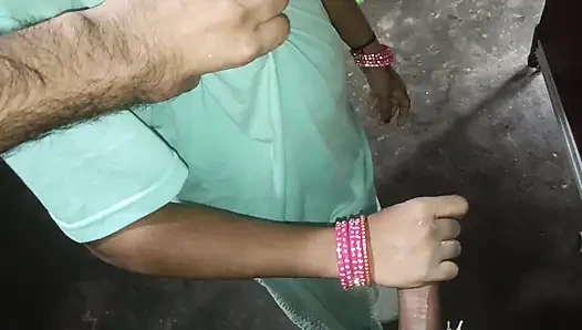 In the kitchen, water was taken out of penis, showing big boobs and Hindi audio best handjob.