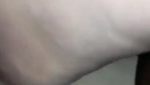 Фистинговая польская жиробасина, интенсивные стоны со сквиртующим оргазмом