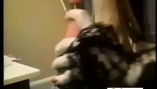 Pria bertingkah seperti wanita dientot gaya dominatrix