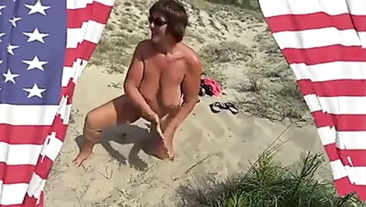 Sexe sur la plage avec un inconnu