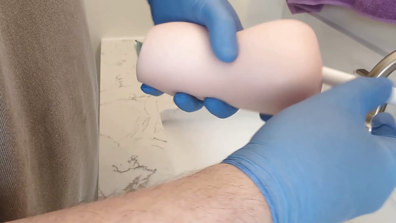 دليل تنظيف Onahole أو Stroker - ابق نظيفا ، ابق سعيدا!