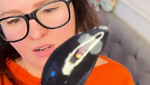 HOT NERDY PAWG COLLEGE GIRL INVITES YOU CUM TOGETHER