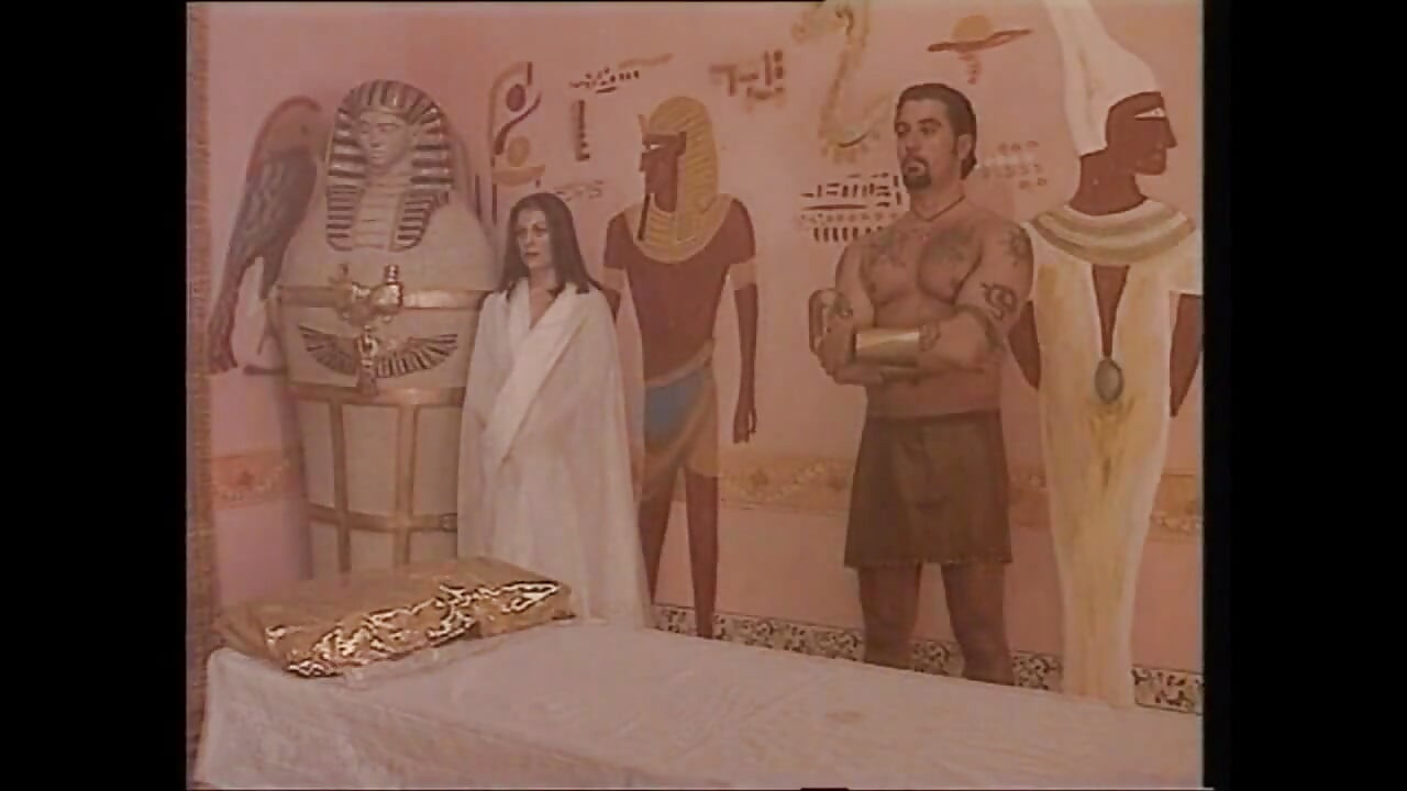 在博物馆里操逼