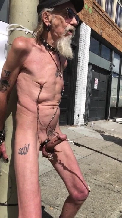 Cock whipping: MasturbatinMel