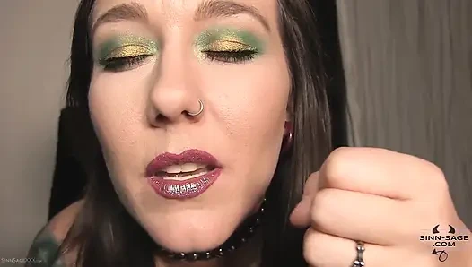 Присмотри, куколок, с участием Sinn Sage