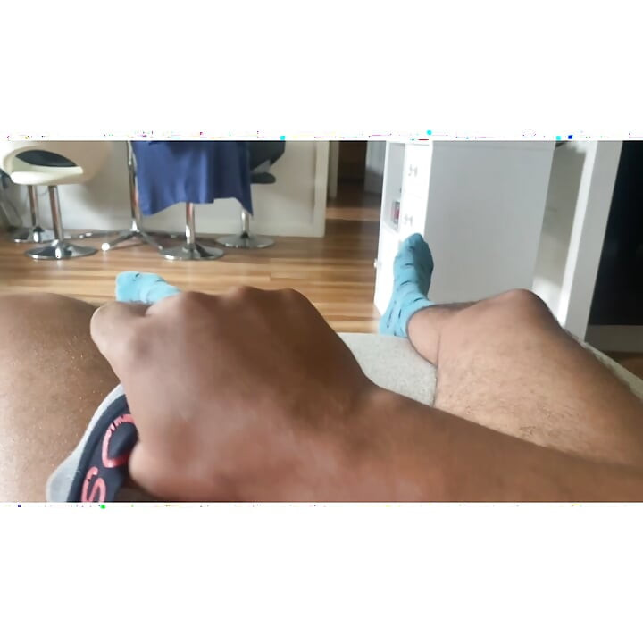 Nachdem ich ihn neckte, kam er direkt von der arbeit, nur um von mir gefickt zu werden