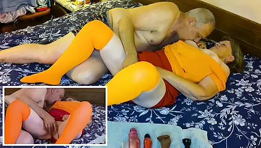 Granny Carmen's Velma Dinkley: Cock Sucking, 2 Position Fucking Creampied Sleuth Shut 63025CAMS1245M