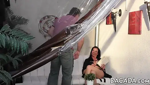 Lihat video mesum ini!