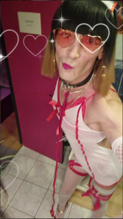TicTok: L'iNFiRMiÈRe⛑️ NurSe STyLe. VaneSsaBiTCHx PariSChienneTrvprod⁹¹