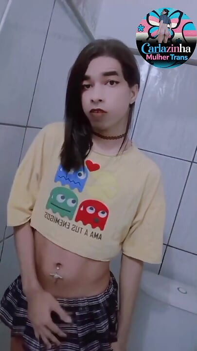 I'm a Showy Bitch, a Very Slutty Trans Woman Who Enjoys Showing off Like This