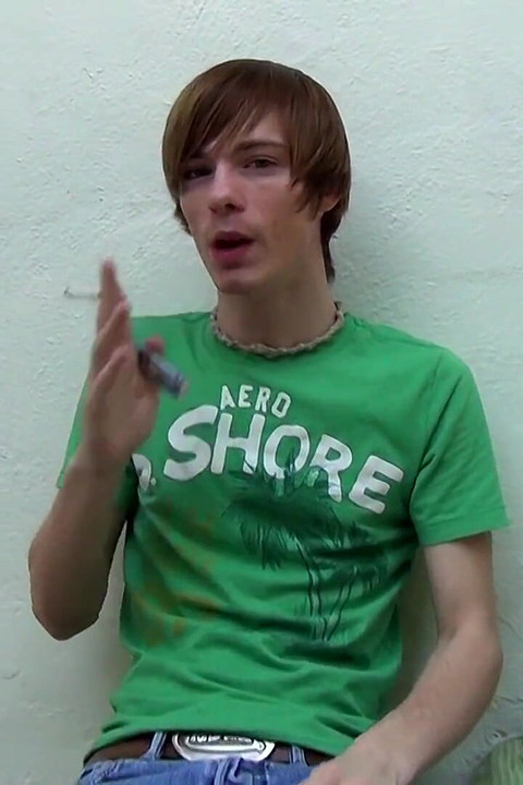 アシュトン・スモーク&ストローク・アウトサイド