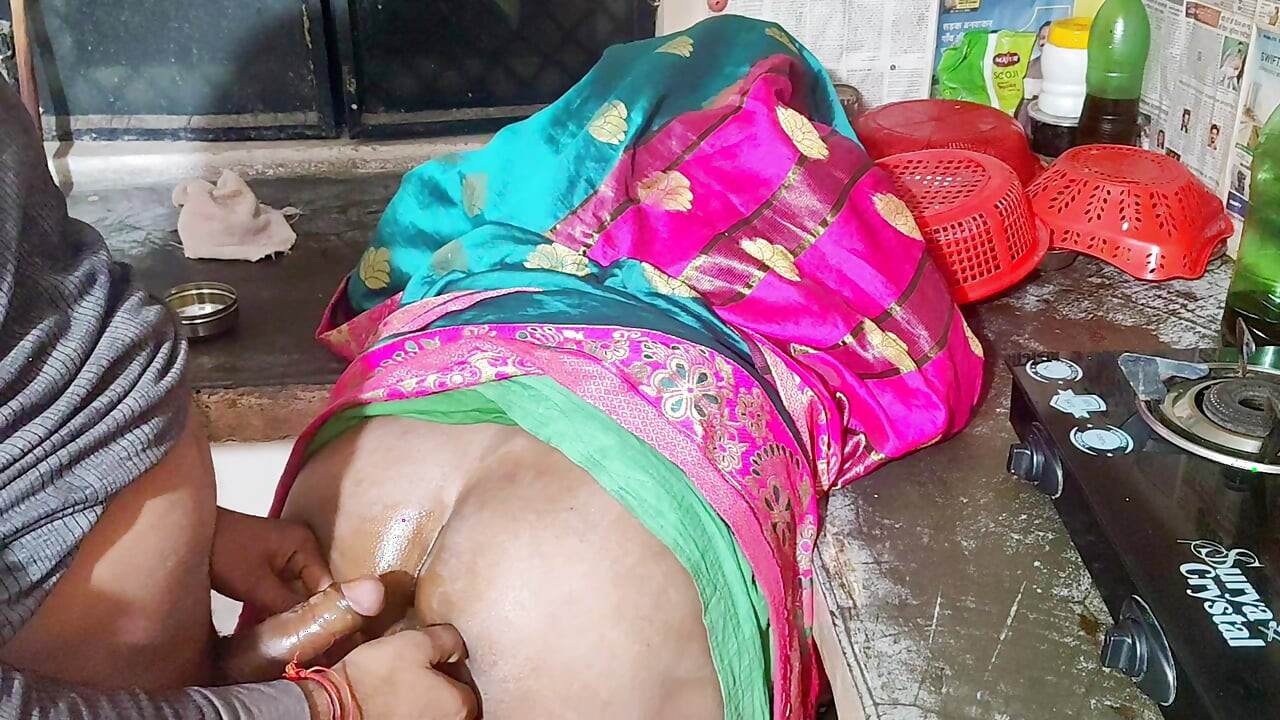 Desi Indian Mom's Sucking Cook