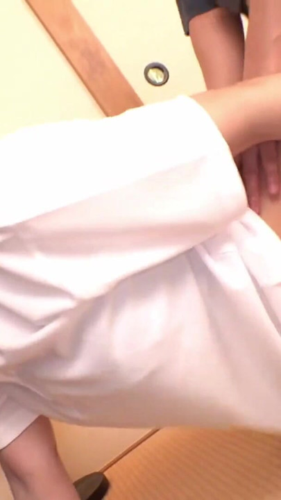 Hibiki Otsuki, a visiting nurse with a big butt who seduces men. | Clip 2