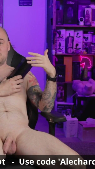 Syncbot review - The best blowjob toy so far, and it has AI to make any video interactive | Clip 2