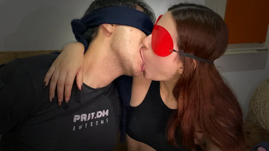 Tasty and deep kiss with my stepsister on the couch When there's NO ONE at home 😈
