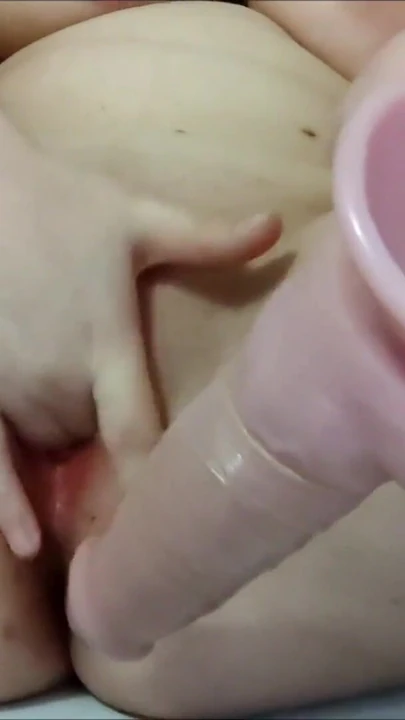Silný okamžik z "Tlustý dildo orgasmus"