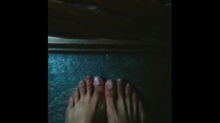Night toes