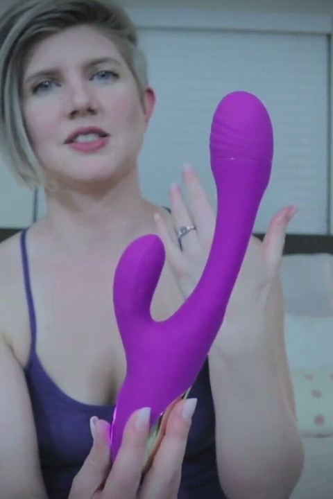Unboxing, Recenzie și Utilizarea vibratorului flappying de Paloqueth - Gospodina Ginger