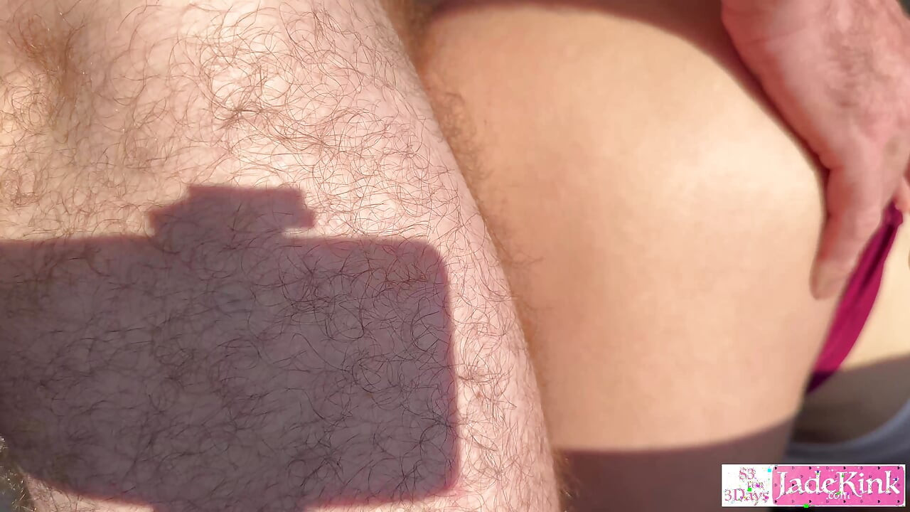 Een onverzadigbare hebzuchtige 18+ student eiste harde seks in een hotelkamer