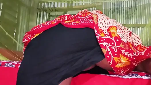 Tante hot india pertama kali
