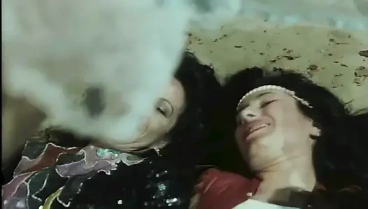 Cicciolina Ve Ron Jeremy Eski Usul Bir Orginin Tadını Çıkarıyor