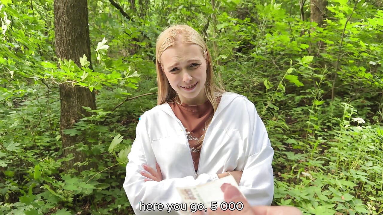 A Tinder Date Ended with Fucking in the Forest, She Gave It to Me for 500 Rubles