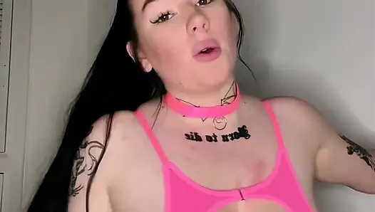 Cewek sange inggris lagi ngomong jorok sambil ngomong joi