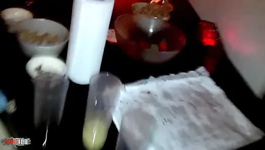 Avrupalı hatun charlotte de castille anal ve kanepede oral seks partisi