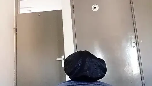 Zimbabveli bakire kız evlenmeye hazır