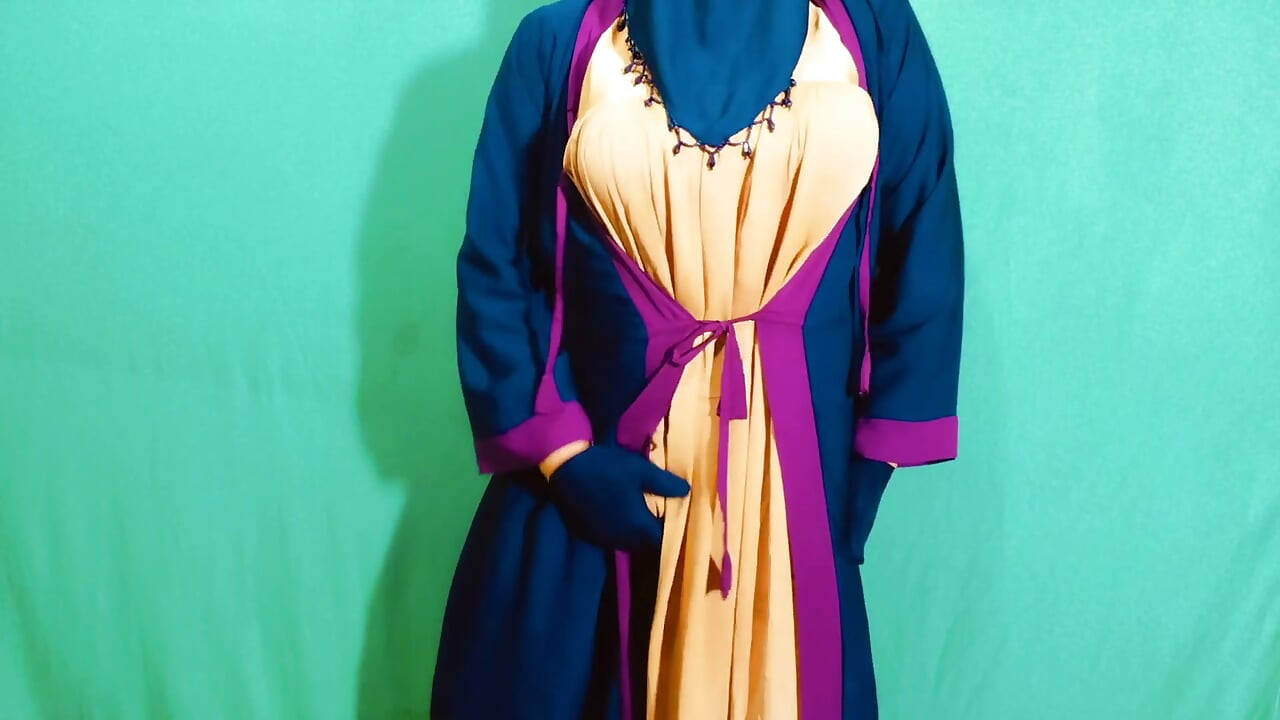 Indian hijabi Muslim beautiful woman masturbation