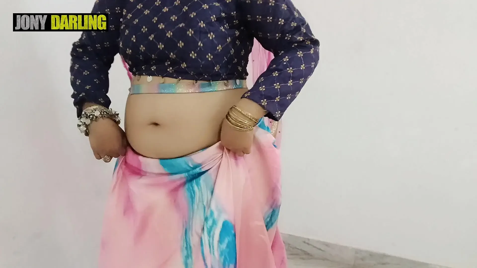 Choos lai tu ambiya punjabi chubby girl nude dance and erotic seduction