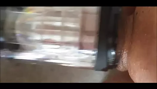 Oğlan oyuncak kadar boşalmak