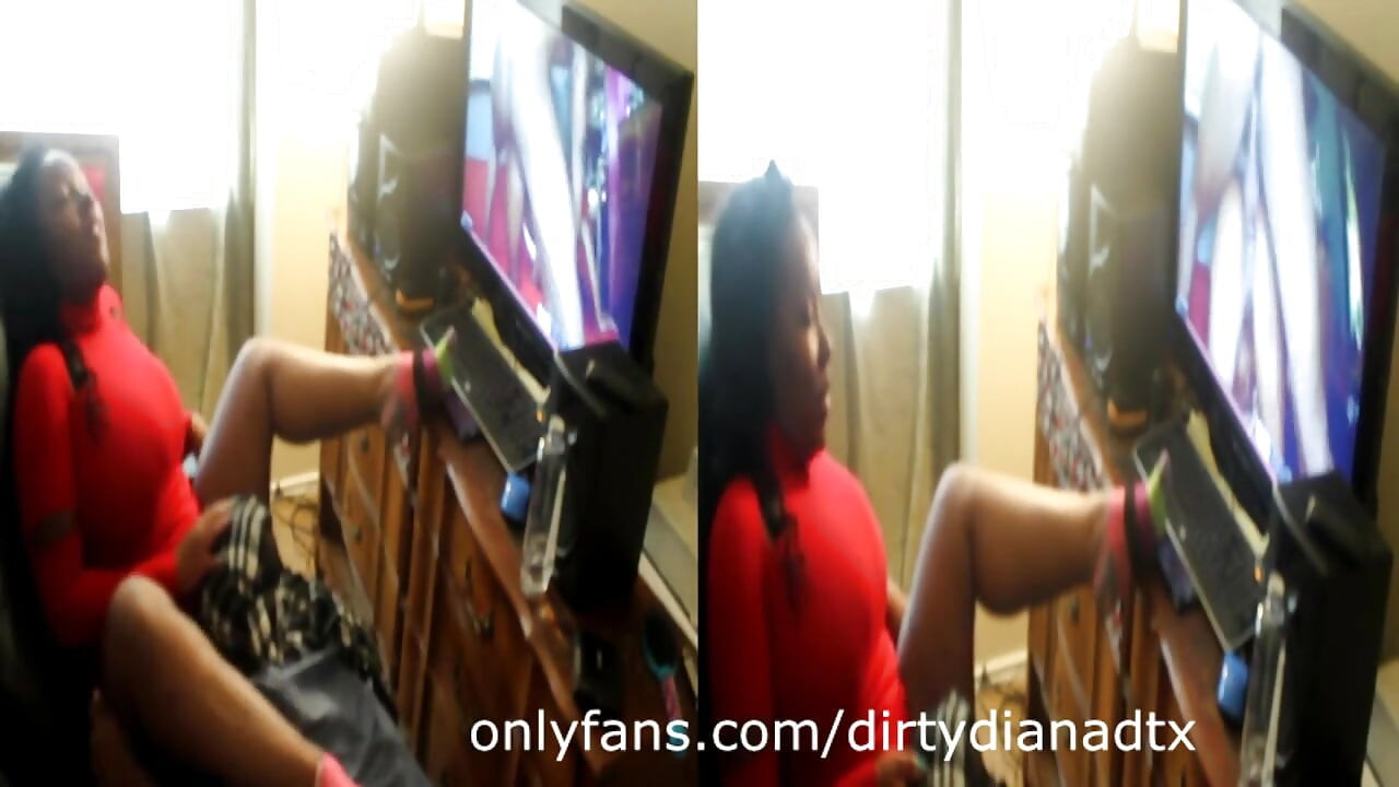 वह मेरे चेहरे की सवारी कर रही थी और यह स्वादिष्ट था