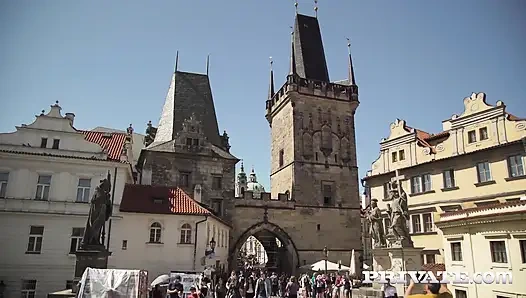 Jolee love dan lovita fate, pijat empat tangan