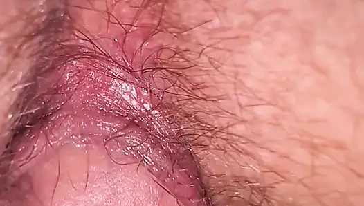 Замедленная съемка раком и кримпай, текущий в видео от первого лица, волосатая жена крупным планом в любительском видео