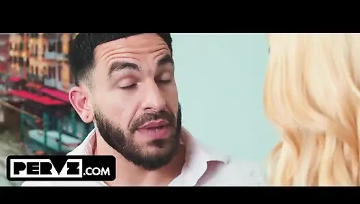 Star fluffer leana lovings ngajarin si pemula lacy caranya menjaga bakatnya supaya siap beraksi