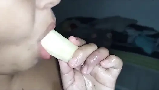 Üçüncü sezon - bts - iri güzel kadın muz 4k gırtlağına kadar alıyor sürtük... Yemek sevenler hazırlanıyor