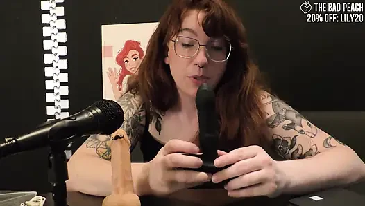 NSFW Review of a Remote Control Thrusting Prostate Massager From the Bad Peach