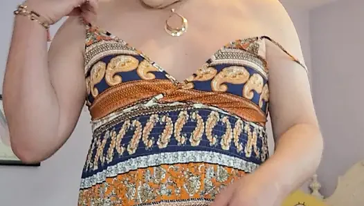 Granny cougar Vicki's wet thong!