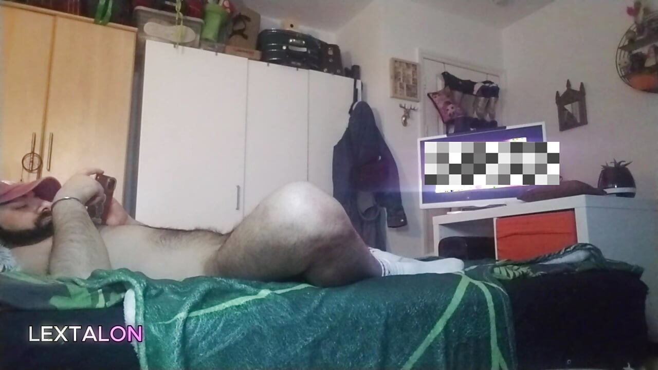 Lextalon jerks off on bed watching porn on TV - Until Hot Cumshot