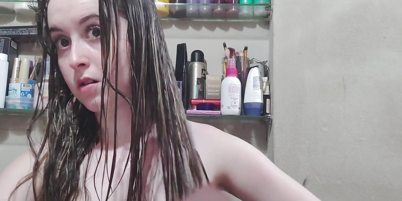 It's Super Annoying to Brush with Wet Hair