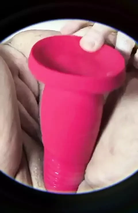 He Wouldn't Stop Playing Call of Duty to Give Her Some Booty Masturbation at Hand Is Her Hameplan