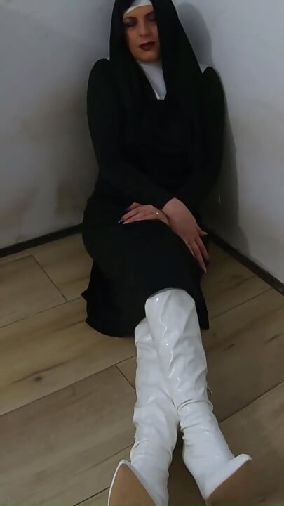 Kompilasi fetish cosplay - putri, penyihir, biarawati & masih banyak lagi