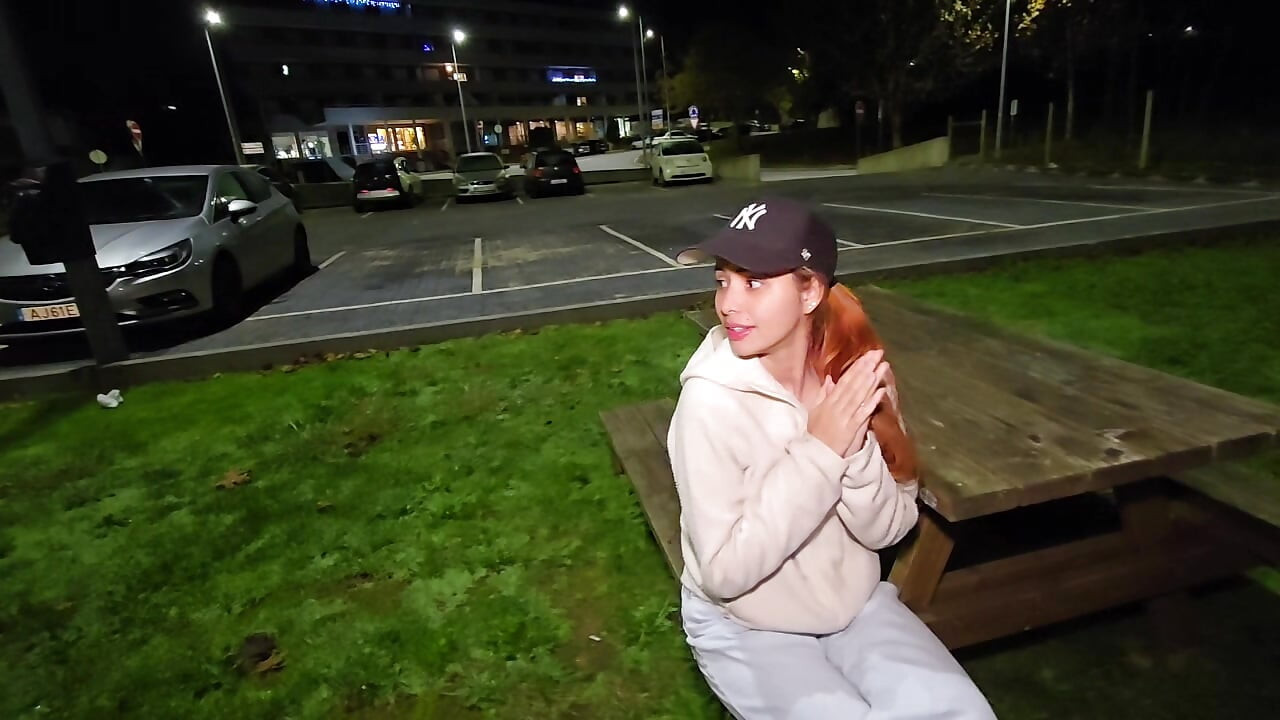 Анален секс в знак на благодарност с непознат