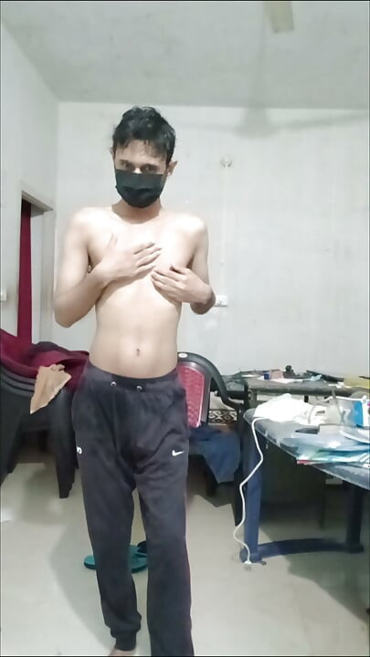 Czysty body tease indiańskiego chłopaka (perspektywa kobieca) Twardy kutas bez dotyku