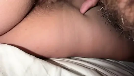 2 yaşındaki evli bir annenin pembeliği