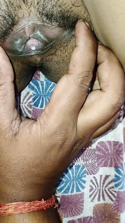 DESI bhabhi ne sex sikhaya