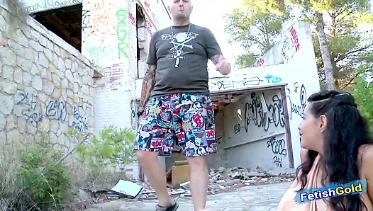 Memek sempit gadis remaja gemuk rambut cokelat dientot habis-habisan