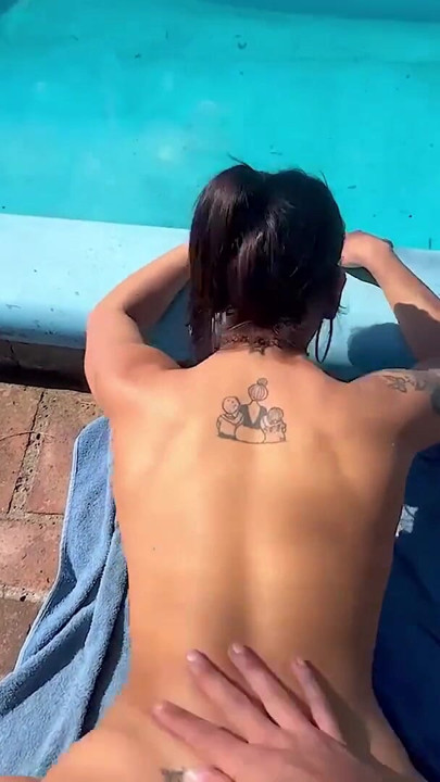 My husband fucked me by the pool and cum in my mouth. | Clip 1